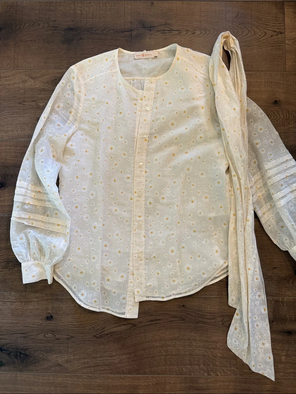 Tory Burch Cream Daisy Eyelet Button-Down Shirt with Scarf